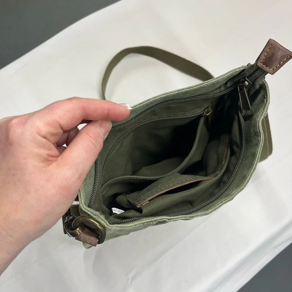 CargoIt Canvas Travel Purse Bag